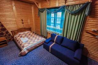 Отель U Yaroslava Hotel Яремче Люкс с камином-3