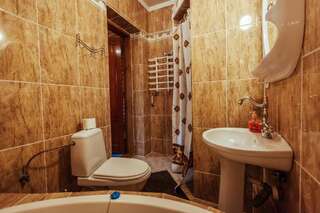 Отель U Yaroslava Hotel Яремче Люкс с камином-9